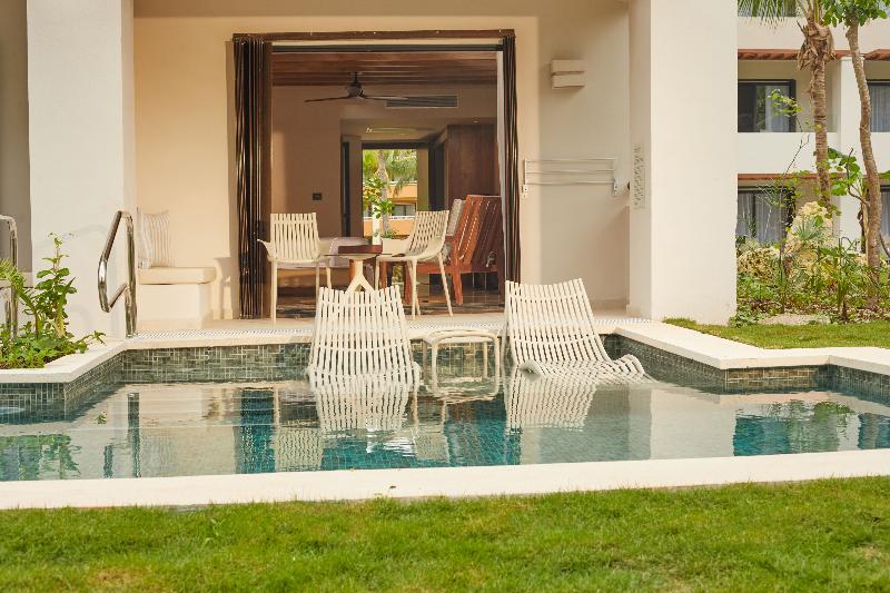 デラックスジュニアスイート, Bahia Principe Luxury Akumal - All Inclusive
