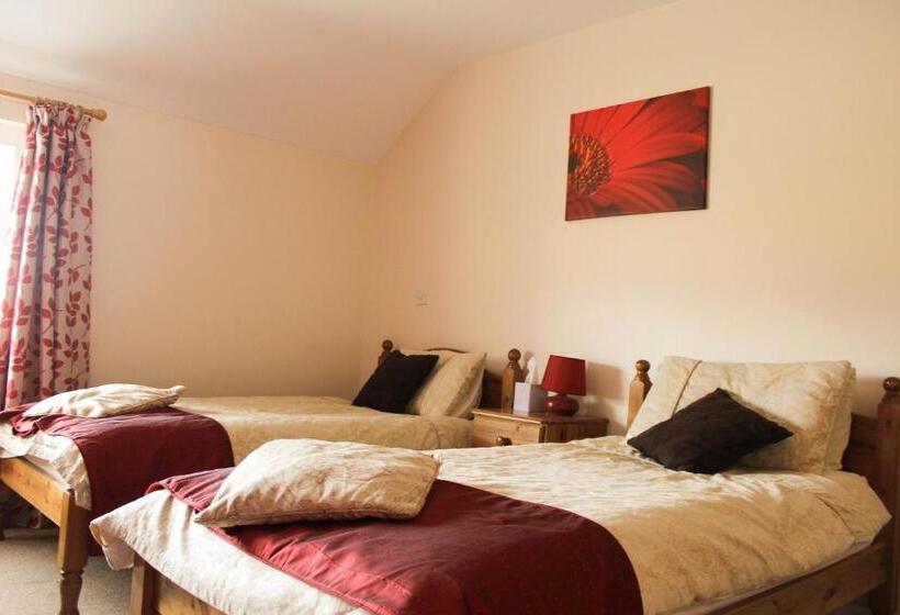 Семейный Номер Deluxe, The Duke Of Edinburgh Inn