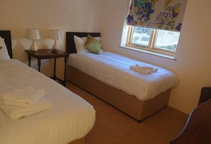 Family Suite, The Poltimore Inn