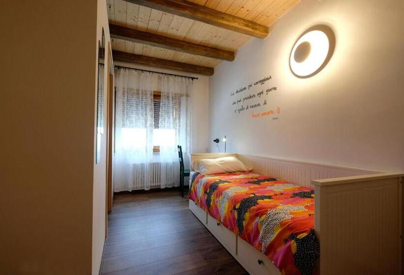 Номер Стандарт Индивидуальный, B&b El Mighelon