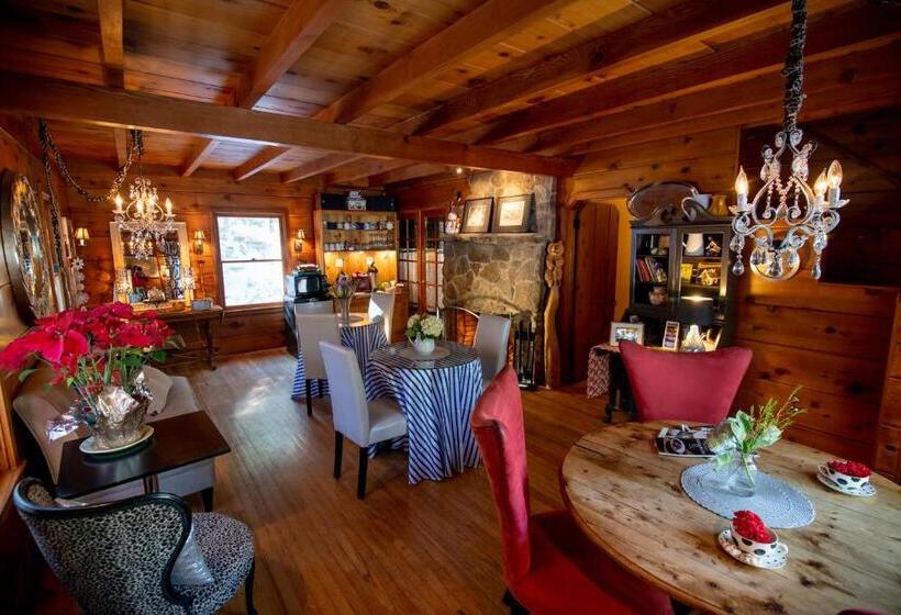 Люкс Deluxe Кровать Кинг, Elliott House Boutique Inn