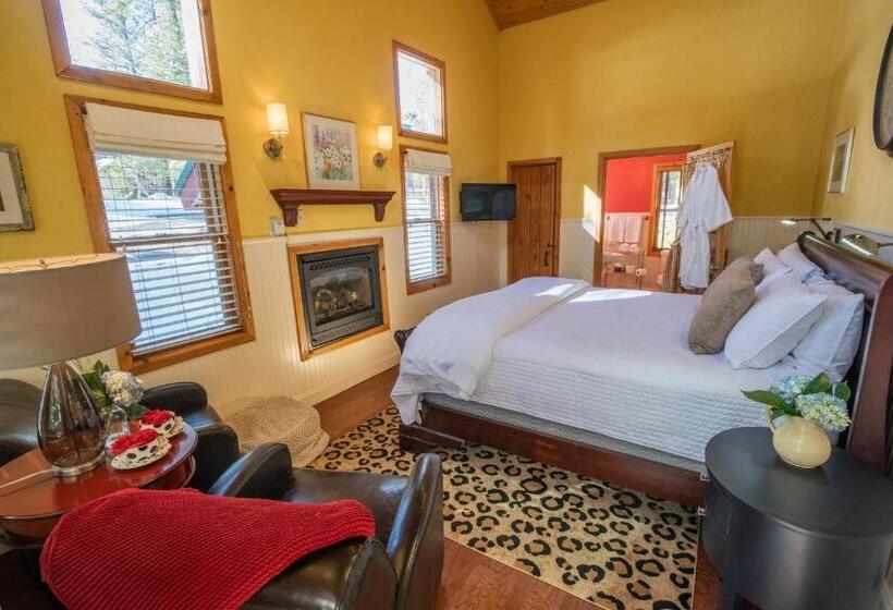 Люкс Deluxe Кровать Кинг, Elliott House Boutique Inn