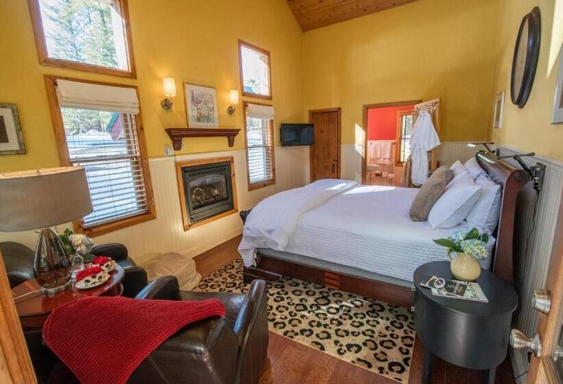 Люкс Deluxe Кровать Кинг, Elliott House Boutique Inn