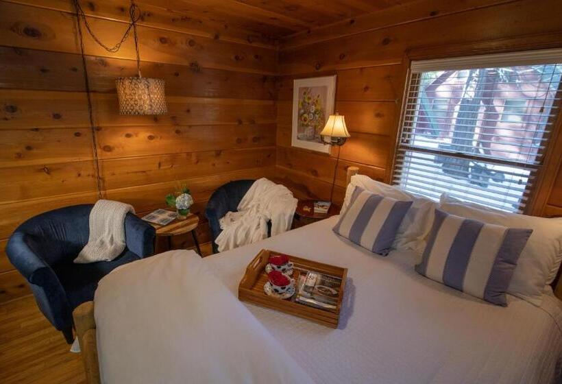 Люкс, Elliott House Boutique Inn