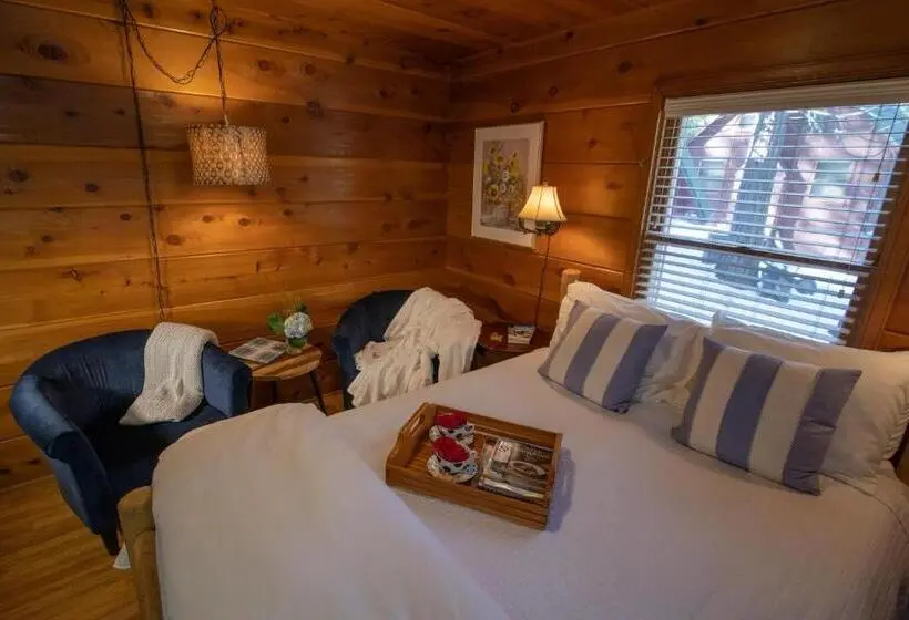 スイート, Elliott House Boutique Inn