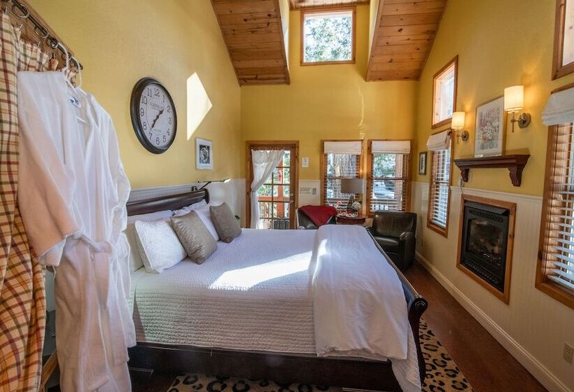 Люкс, Elliott House Boutique Inn