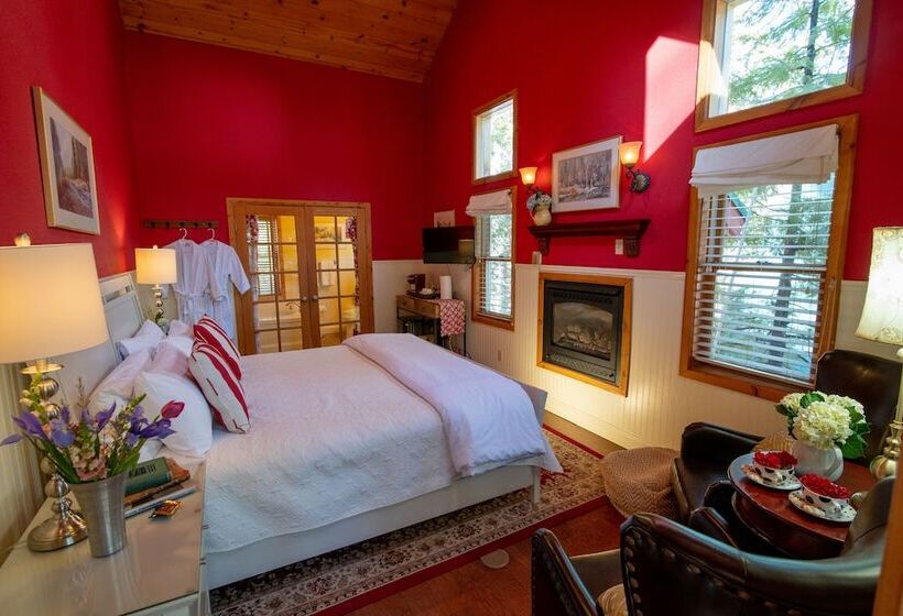 Люкс, Elliott House Boutique Inn