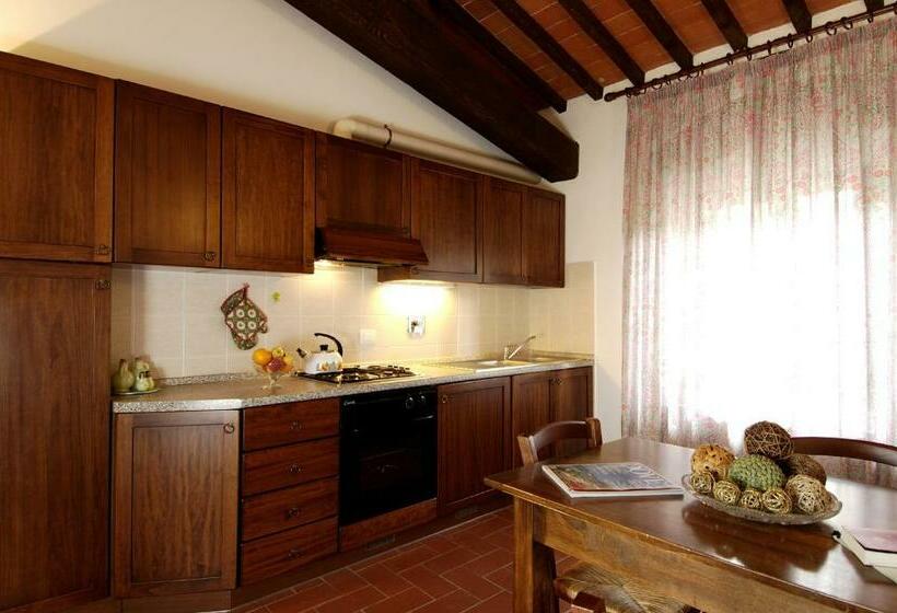 דירת חדר, Agriturismo Castello Di Querceto