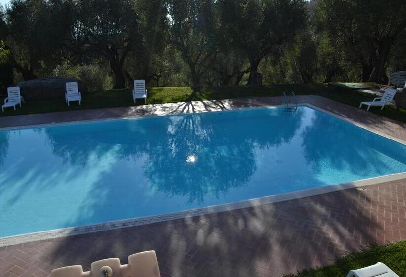 Трехместный Номер Стандарт Вид на Сад, Agriturismo Le Favate