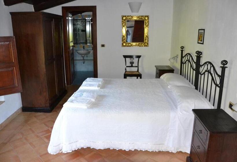 Номер Стандарт, Agriturismo Le Favate