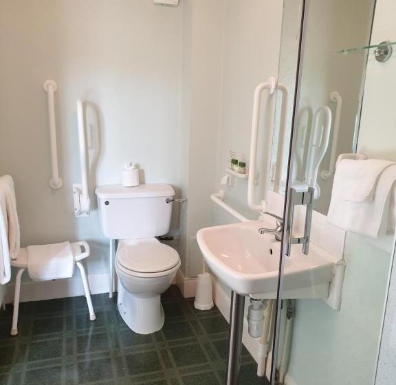 Standard Room Adapted for people with reduced mobility, Corsewall Lighthouse