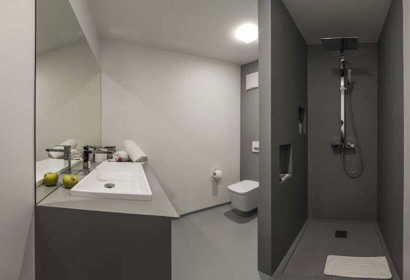 غرفة قياسية, Nonsolomele