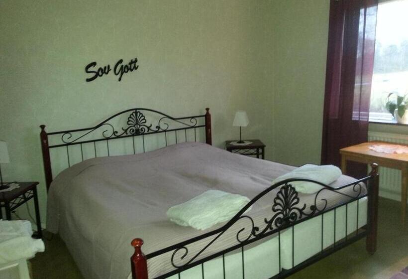 חדר סטנדרט חדר אמבטיה משותף, Joastorps Bed & Breakfast