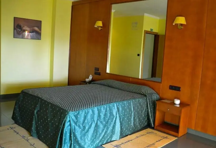 スタンダードルーム, Motel Bracancún