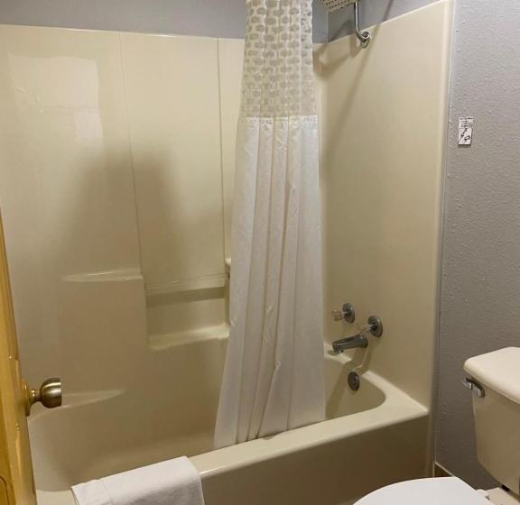 Номер Deluxe Кровать Кинг, Redbud Inn