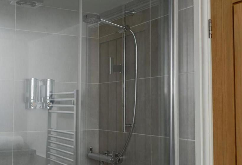 סוויטה דלוקס, The Old Nurseries B & B