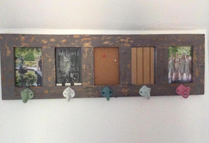 סוויטה דלוקס, The Old Nurseries B & B