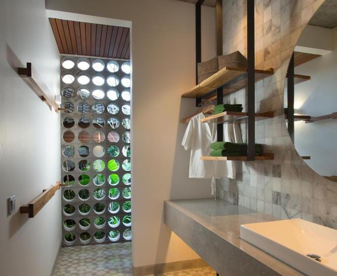 标准工作室带阳台, Atelier Te Designer Guest House