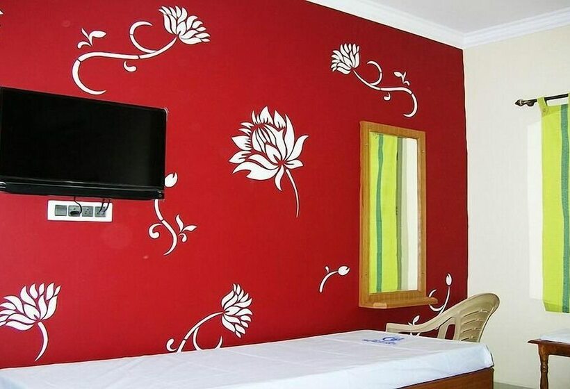 베이직 3인 룸, Pujitha Residency