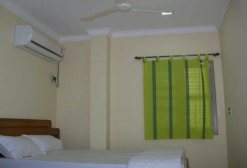 חדר בסיסי מיטה זוגית, Pujitha Residency