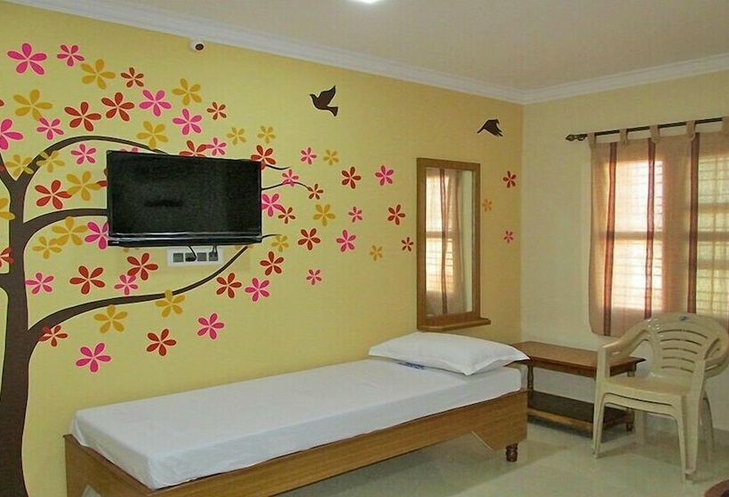 חדר בסיסי מיטה זוגית, Pujitha Residency