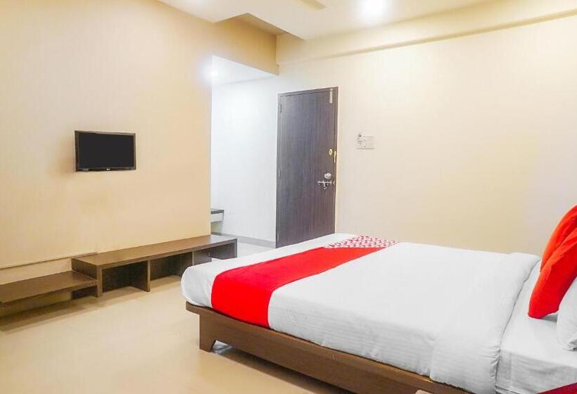 חדר קלאסי לשלושה, O Paradise Inn Talegaon Dabhade