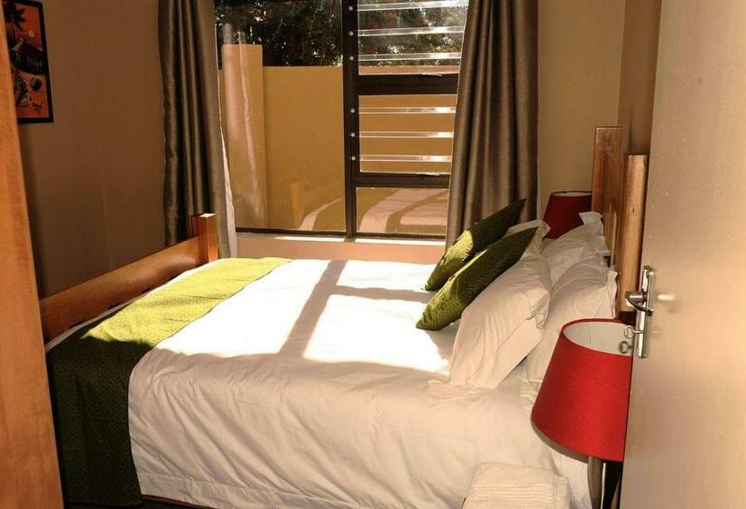 1 Bedroom Chalet, Nukakamma River Lodge