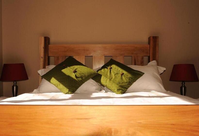 1 Bedroom Chalet, Nukakamma River Lodge