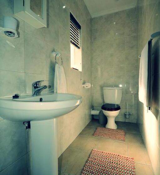 1 Bedroom Chalet, Nukakamma River Lodge