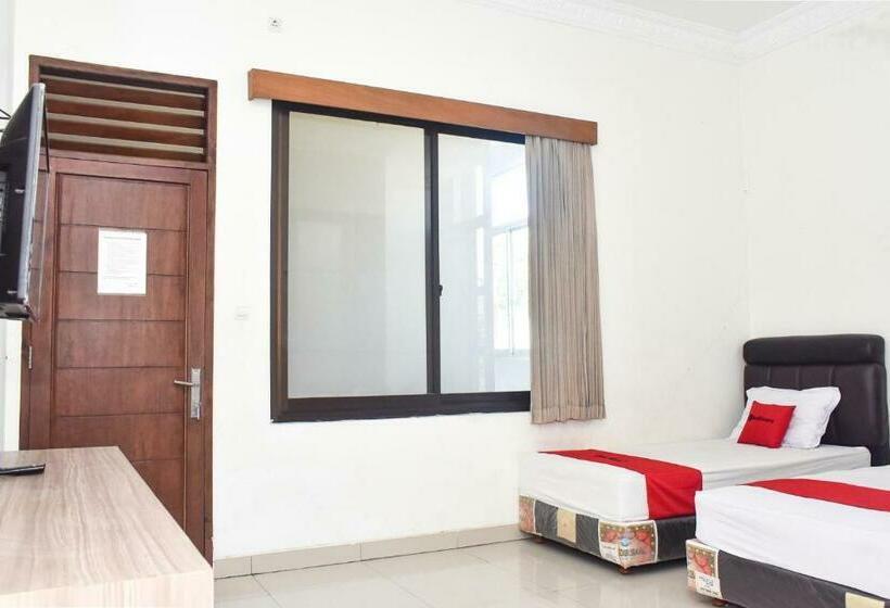 Номер Стандарт, Reddoorz Near Alun Alun Wonosobo