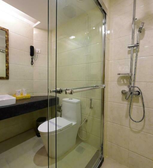 キングサイズベッドのデラックスルーム, H   Sandhill Hotels Private Limited