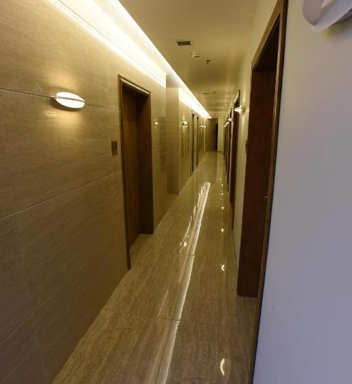 高级大房间, H   Sandhill Hotels Private Limited