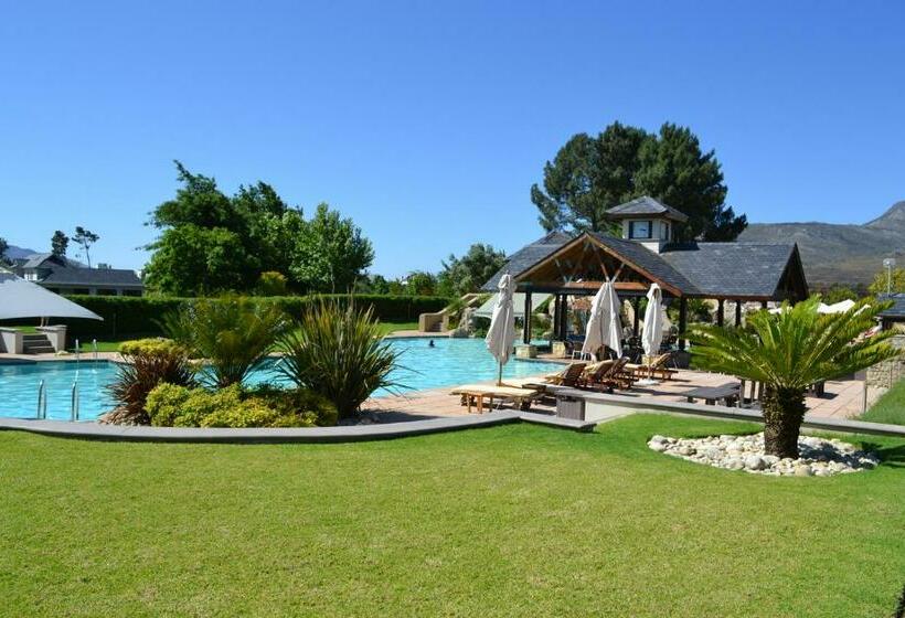 شقة غرفة واحدة, Pearl Valley Suites