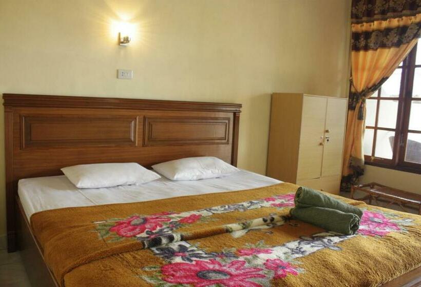 标准间, Gokhon Guest House