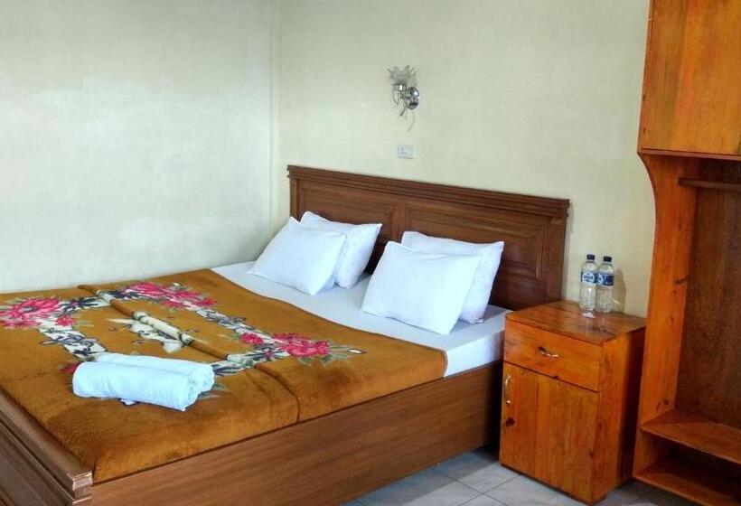 标准间, Gokhon Guest House