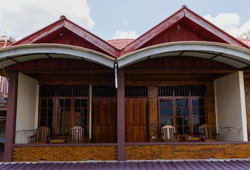 标准间带湖景, Gokhon Guest House