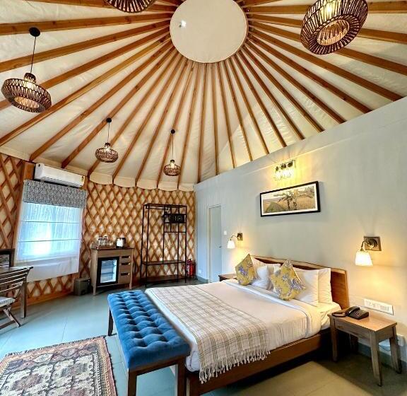 كوخ قياسي, Machaan Wilderness Lodge Nagarahole