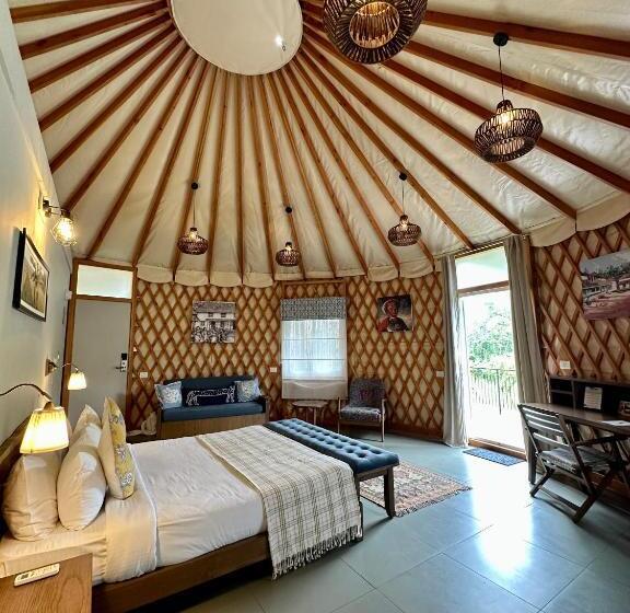 Standard Tent, Machaan Wilderness Lodge Nagarahole