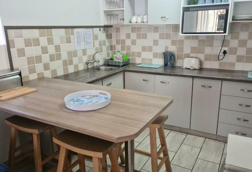 Апартаменты 1 Спальня, Suidersee Block 2, Hartenbos