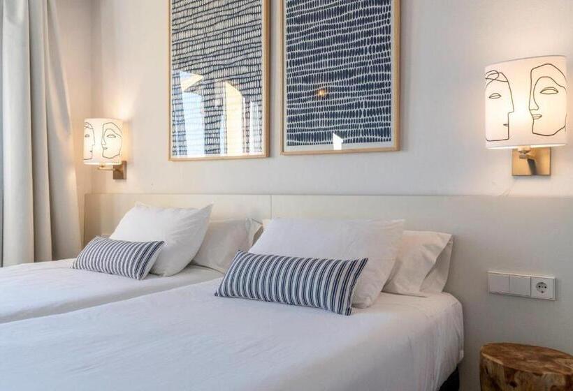 סטודיו סטנדרטי נוף לים, Calallonga Hotel Menorca