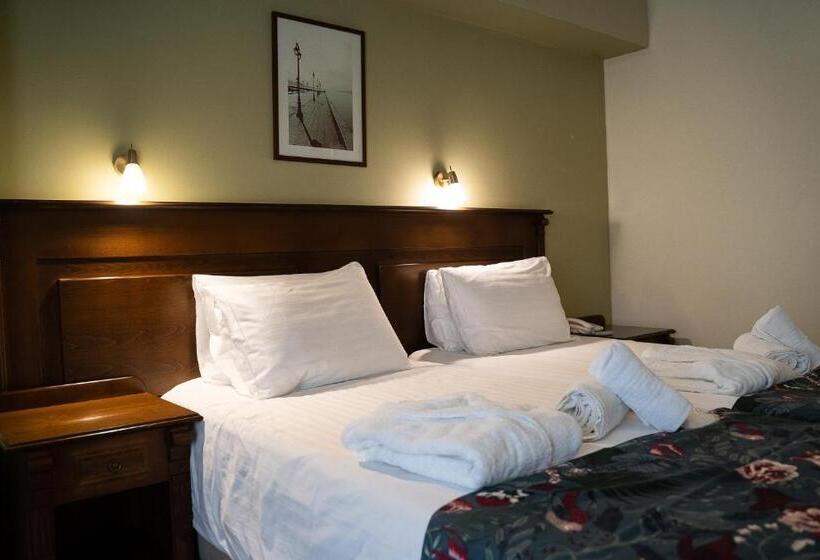 חדר סטנדרט, Antoniadis