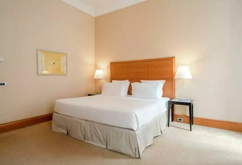 اتاق استاندارد سه نفره, Room Mate Collection Mia, Rome Colosseum