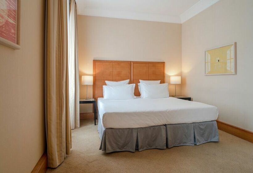 Camera Classica, Capo D´africa – Colosseo