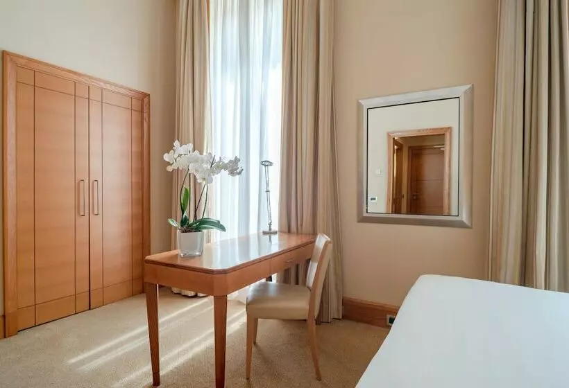 اتاق استاندارد سه نفره, Room Mate Collection Mia, Rome Colosseum