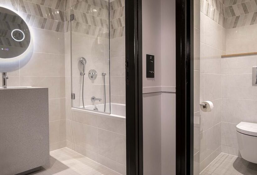 スーペリアトリプルルーム, Daunou Opera