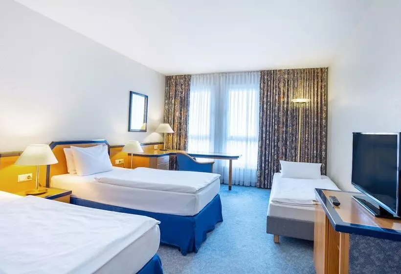 Standard Kolmen Hengen Huone, Hi Hotel International Hamburg