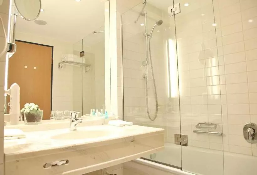 Standard-huone, Hi Hotel International Hamburg