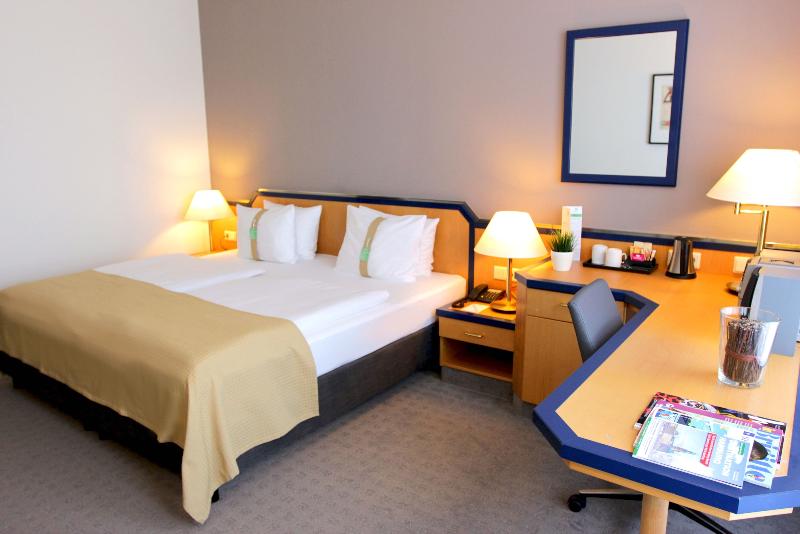 高级客房, Hi Hotel International Hamburg