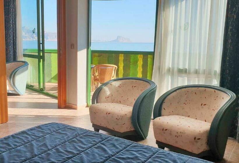 סוויטת ג'וניור נוף לים, Kaktus Hotel Kaktus Albir