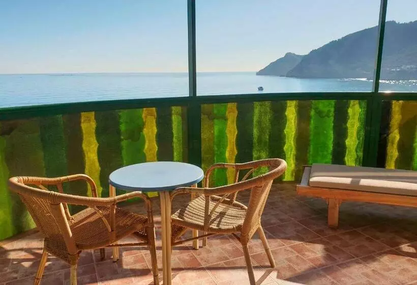 سوییت جونیور با چشم‌انداز دریا, Kaktus Hotel Kaktus Albir